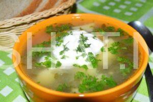 14_зеленый борщ со щавелем и яйцом