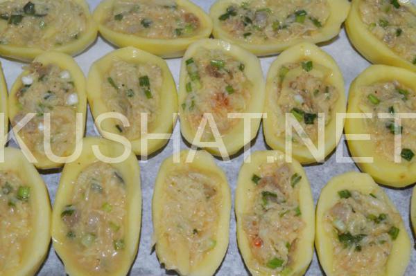 15_картофель, фаршированный салом в духовке