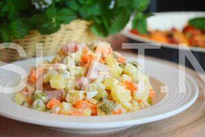 15_салат Оливье классический с колбасой