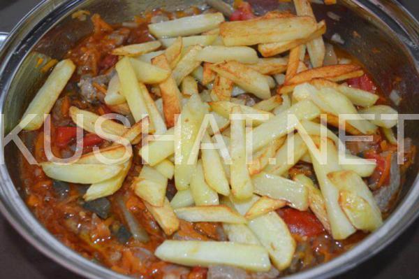 17_азу по-татарски с солеными огурцами