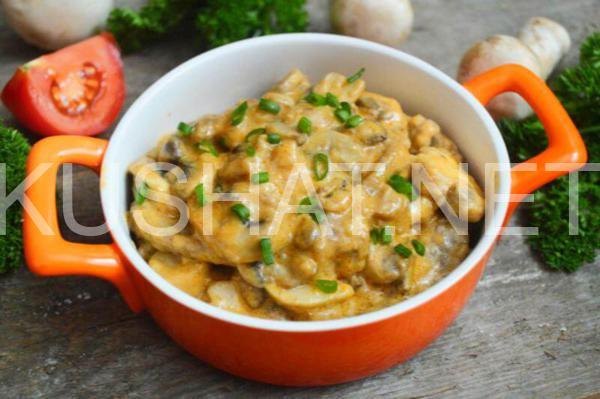 17_бефстроганов из говядины с грибами