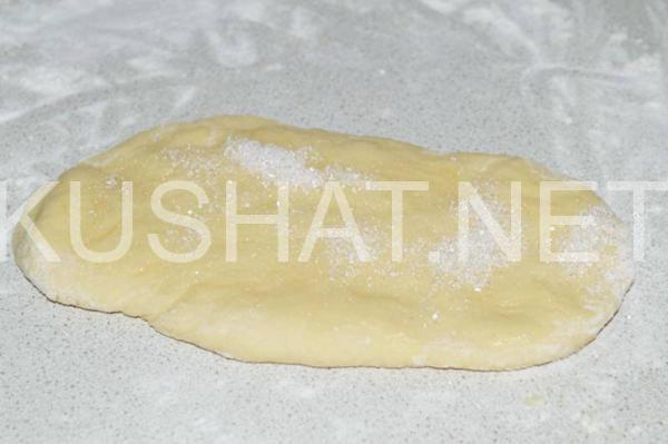 17_плюшки с сахаром из дрожжевого теста