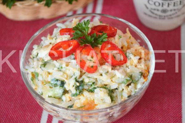 салат с копченой семгой, рисом и огурцами 17_салат с копченой семгой, рисом и огурцами