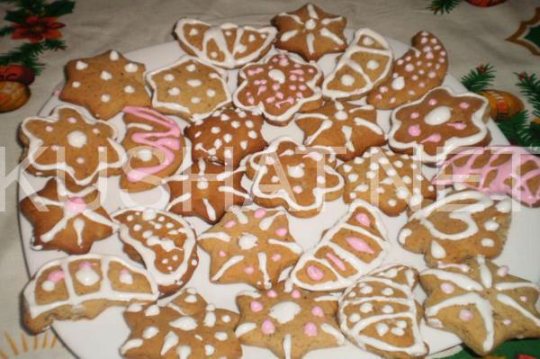 рождественское печенье с корицей, имбирем и орехами 1_рождественское печенье с корицей, имбирем и орехами