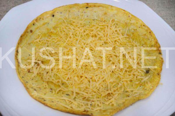 рулет из омлета с колбасой и сыром 1_рулет из омлета с колбасой и сыром