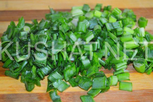 1_салат из черемши с яйцом и огурцом