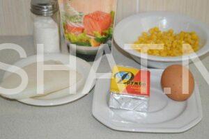 1_салат с кальмарами, кукурузой, яйцом и сыром