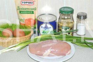 1_салат с маринованными шампиньонами и курицей