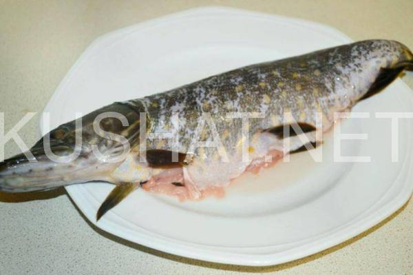 1_щука, запеченная в фольге в духовке