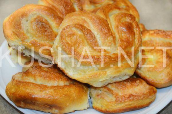 25_плюшки с сахаром из дрожжевого теста