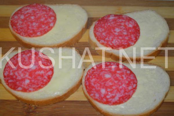 бутерброды с колбасой салями и огурцами 2_бутерброды с колбасой салями и огурцами