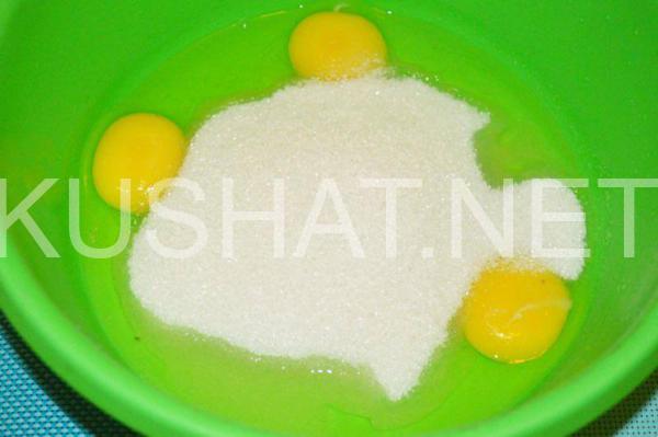 2_быстрый и вкусный пирог со сливами