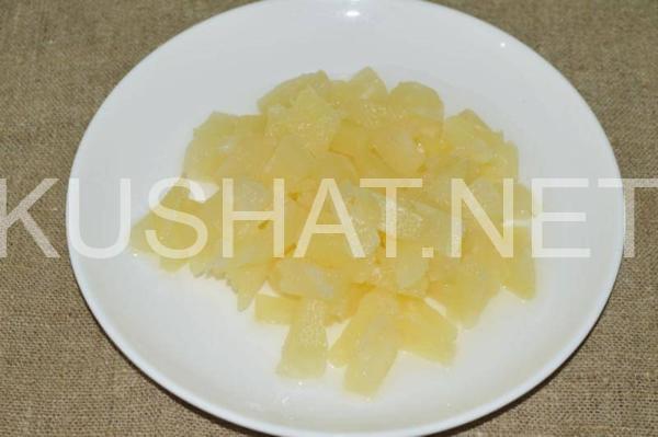 крабовый салат с ананасами и сыром 2_крабовый салат с ананасами и сыром