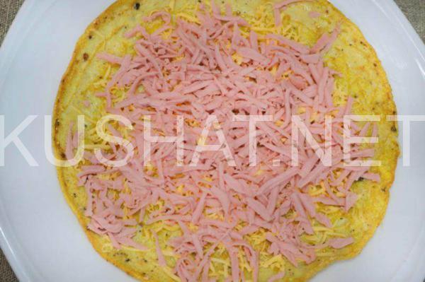 рулет из омлета с колбасой и сыром 2_рулет из омлета с колбасой и сыром