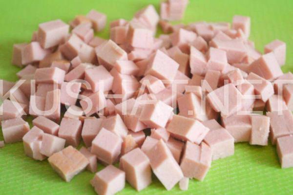 салат из пекинской капусты с колбасой и горошком 2_салат из пекинской капусты с колбасой и горошком