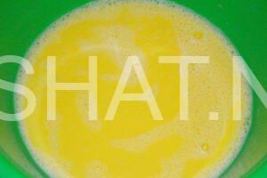 3_быстрый заливной пирог с зеленым луком и яйцом