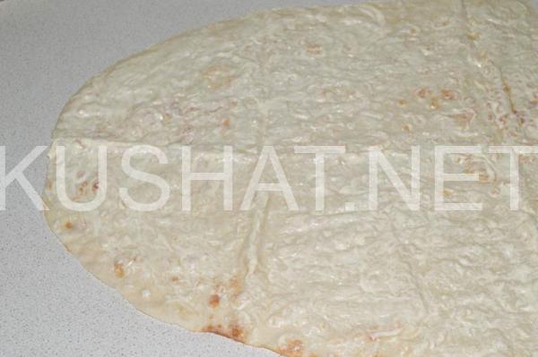 горячая закуска из лаваша с сыром и колбасой 3_горячая закуска из лаваша с сыром и колбасой