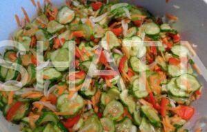 3_салат из огурцов, моркови и перца на зиму