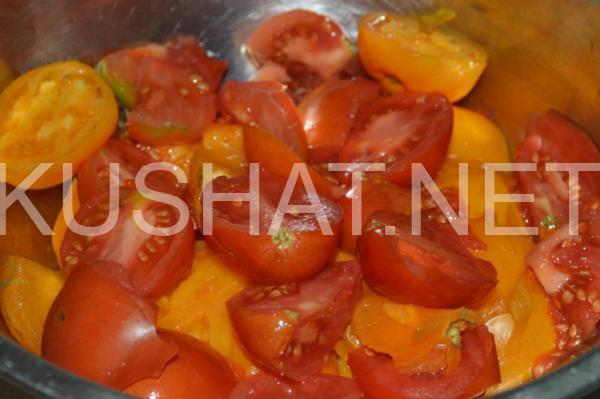 3_салат из помидоров с чесноком и майонезом