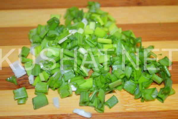 салат из редьки с огурцом и зеленым горошком 3_салат из редьки с огурцом и зеленым горошком