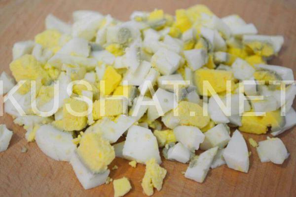 салат из зеленого лука с яйцами, огурцами и плавленым сыром 3_салат из зеленого лука с яйцами, огурцами и плавленым сыром