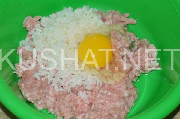 тефтели с рисом в сметанном соусе 3_тефтели с рисом в сметанном соусе