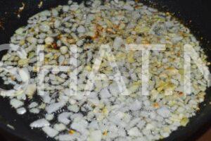 3_вафельные трубочки, фаршированные рисом и сардинами