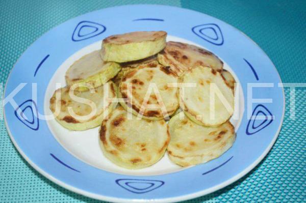 4_башенки из кабачков и помидоров