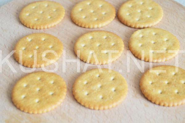 4_канапе на крекере с сыром и огурцами