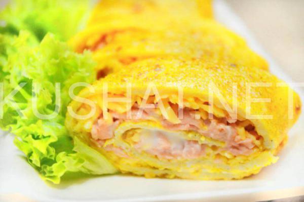 рулет из омлета с колбасой и сыром 4_рулет из омлета с колбасой и сыром