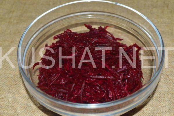 4_салат из свеклы с сыром и чесноком