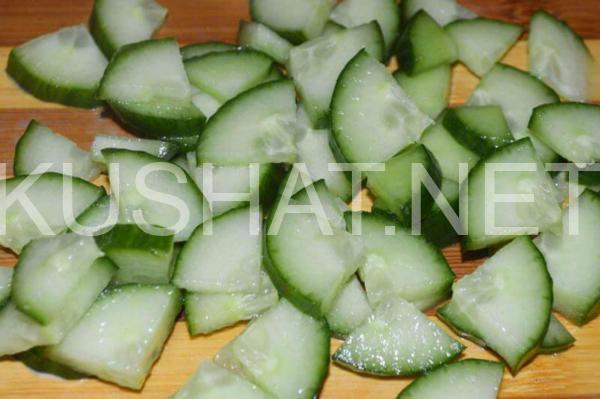 салат из зеленого лука с яйцами, огурцами и плавленым сыром 4_салат из зеленого лука с яйцами, огурцами и плавленым сыром