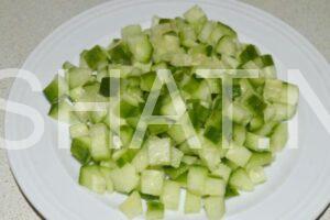 4_салат с крабовыми палочками, кукурузой и огурцом