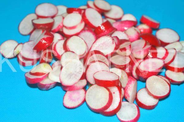 салат с редисом, огурцом, помидорами и брынзой 4_салат с редисом, огурцом, помидорами и брынзой