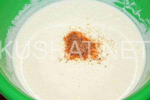 5_быстрый заливной пирог с зеленым луком и яйцом