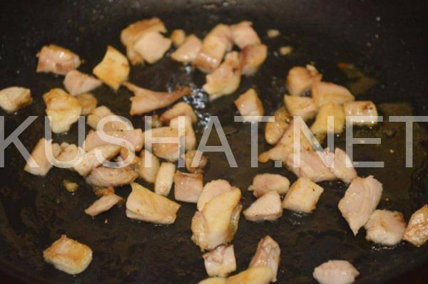 5_салат Цезарь с курицей и сухариками