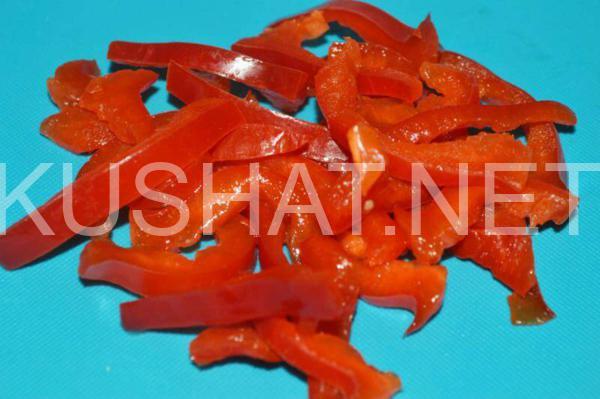 салат из брокколи с копченым кальмаром 5_салат из брокколи с копченым кальмаром