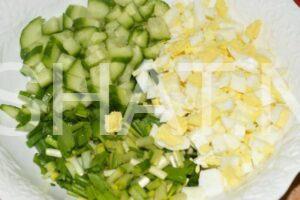 5_салат из черемши с яйцом и огурцом