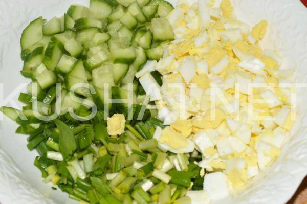 5_салат из черемши с яйцом и огурцом