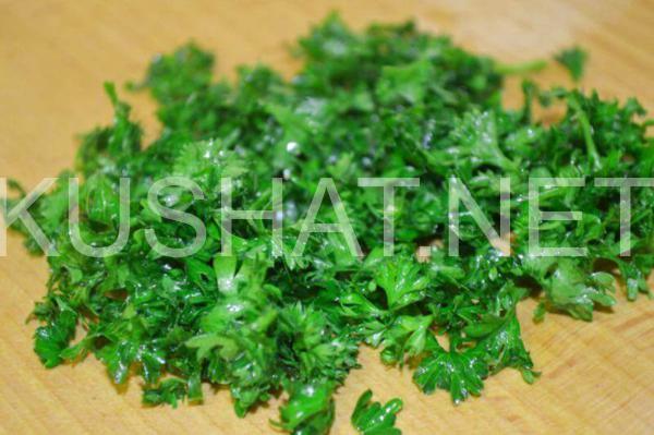 салат из зеленого лука с яйцами, огурцами и плавленым сыром 5_салат из зеленого лука с яйцами, огурцами и плавленым сыром