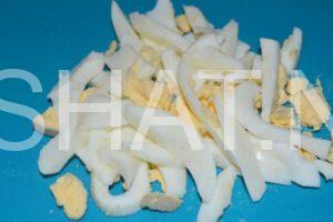 5_салат с кальмарами, кукурузой, яйцом и сыром