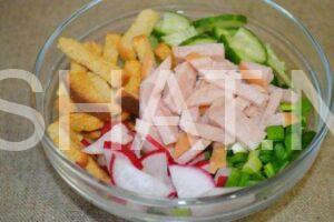 5_салат с редисом, ветчиной и сухариками