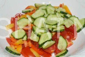 5_салат с сыром косичкой и помидорами