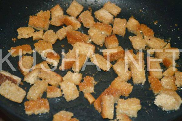 6_салат Цезарь с курицей и сухариками