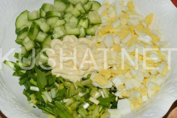 6_салат из черемши с яйцом и огурцом