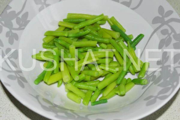 салат из стручковой фасоли с яйцом и сыром 6_салат из стручковой фасоли с яйцом и сыром