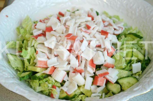 6_салат с пекинской капустой и крабовыми палочками