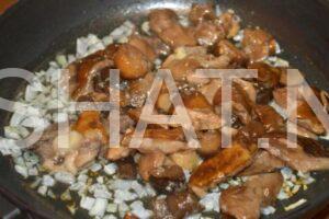 6_тушеная капуста с грибами и охотничьими колбасками