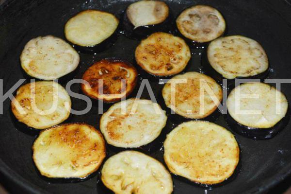 6_жареные баклажаны с помидорами и чесноком 