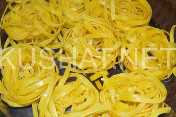 7_гнезда из макарон с фаршем